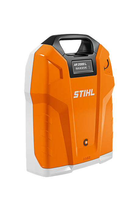 Accumulatore spalleggiato STIHL AR 2000 L set con adattatore AP e cavo di collegamento