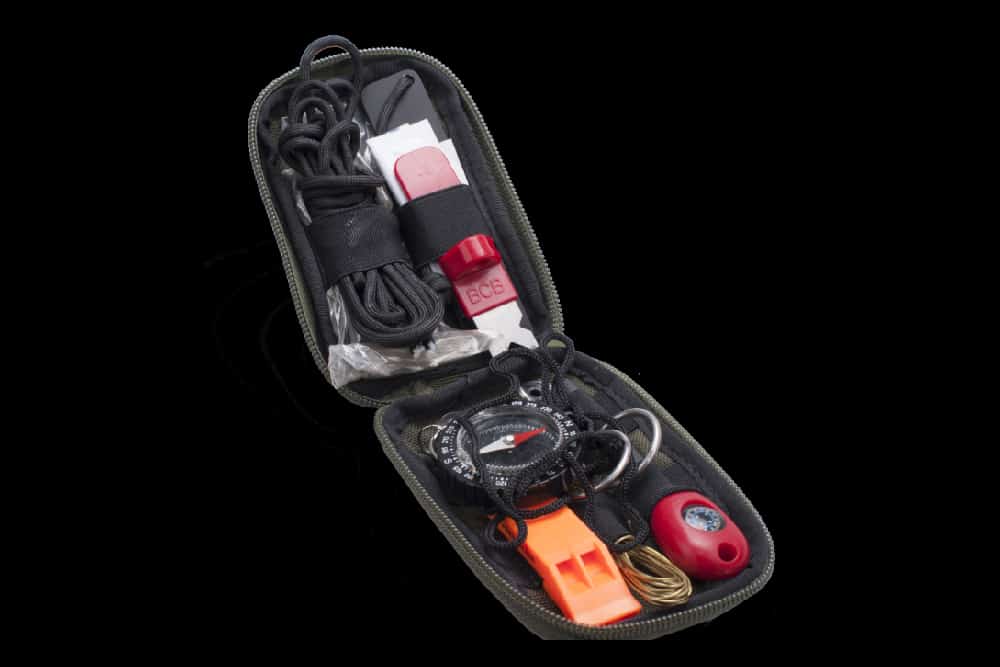 Kit di sopravvivenza Extrema Ratio E.R.S con tasca green